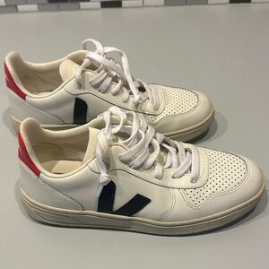 Veja Red and Navy Sneakers size 39